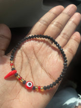 Cargar imagen en el visor de la galería, Pulsera ritualizada: Protección magia negra