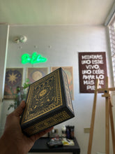 Cargar imagen en el visor de la galería, The Iluminated Tarot-USADO
